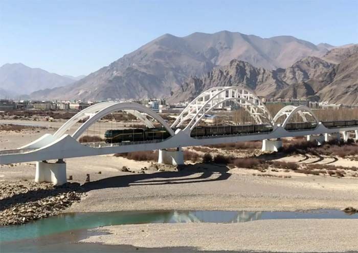 青藏火车沿途风景 青藏火车沿途风景