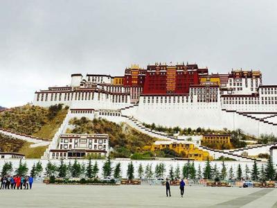 西藏拉萨海拔有多少？